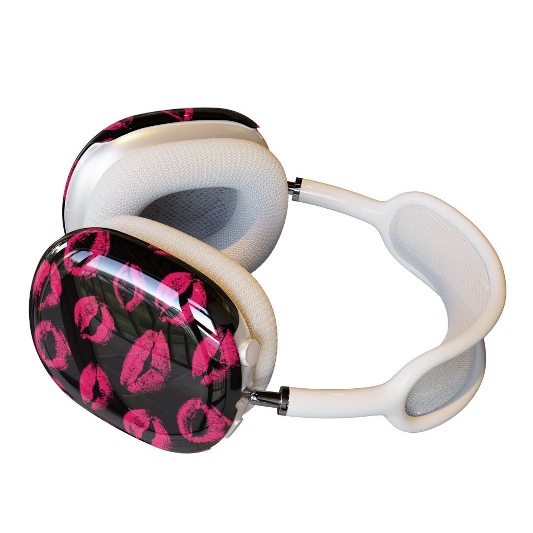 Kiss Me Airpod Max Case - blunt cases