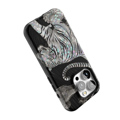 Wild-Holo-iphone-case-iPhone 15 Pro-4