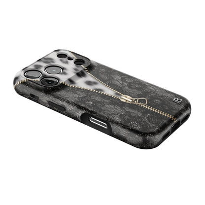 laced-allure-statement-iphone-case-Iphone_18_Pro_2.jpg