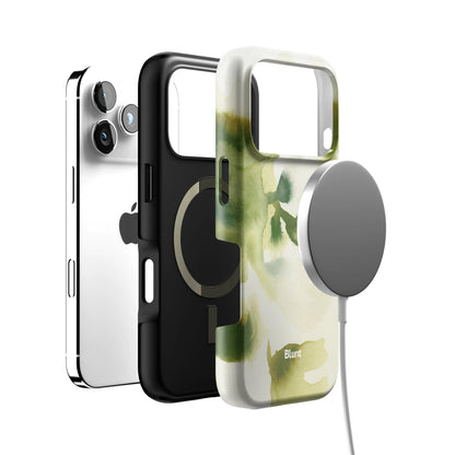 Leaf Fade iPhone Case gallery - Iphone_17_Pro_4