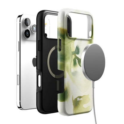 Leaf Fade iPhone Case gallery - Iphone_17_Pro_Max_4