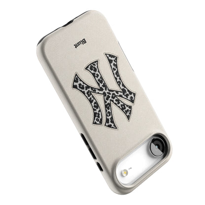 Lower East iPhone Case gallery - Iphone_17_Air_5