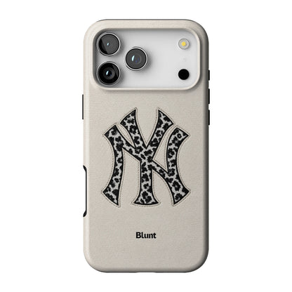 Lower East iPhone Case gallery - Iphone_17_Pro_Max_1
