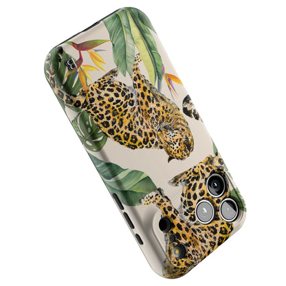 lynari-statement-iphone-case-Iphone_18_Pro_Max_5.jpg