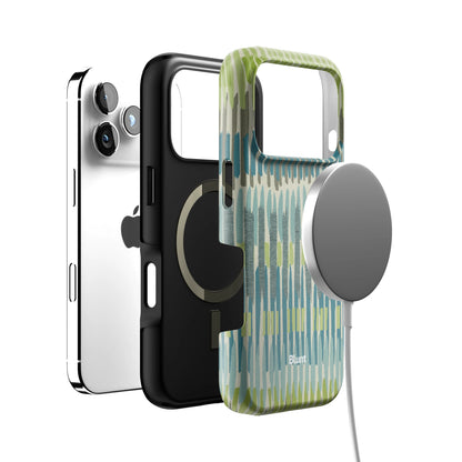 Meadow Loom iPhone Case gallery - Iphone_17_Pro_4