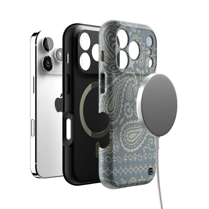 men-bandana-statement-iphone-case-Iphone_18_Pro_4.jpg