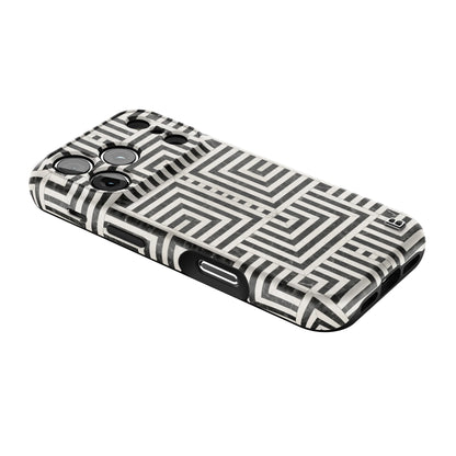 men-maze-statement-iphone-case-Iphone_18_Pro_2.jpg