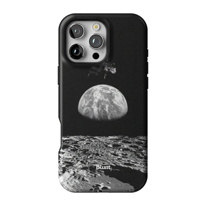 Moondrift iPhone Case gallery - Iphone_16_Pro_Max_1