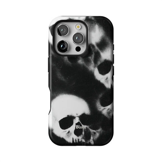 Smoke Skull iPhone Case gallery - Iphone_16_Pro_1