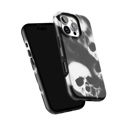 Smoke Skull iPhone Case gallery - Iphone_16_Pro_6