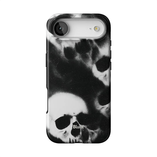 Smoke Skull iPhone Case gallery - Iphone_17_Air_1