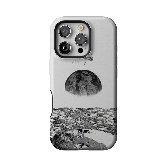 Static Moon iPhone Case gallery - Iphone_16_Pro_1