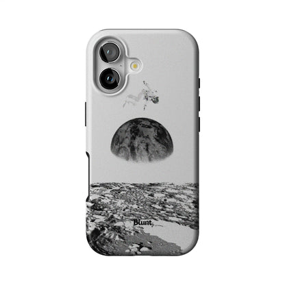 Static Moon iPhone Case gallery - Iphone_17_Iphone_1
