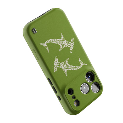 men-tavaro-statement-iphone-case-Iphone_18_Pro_5.jpg