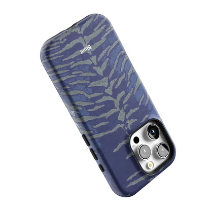 Midnight Veins iPhone Case gallery - Iphone_16_Pro_5