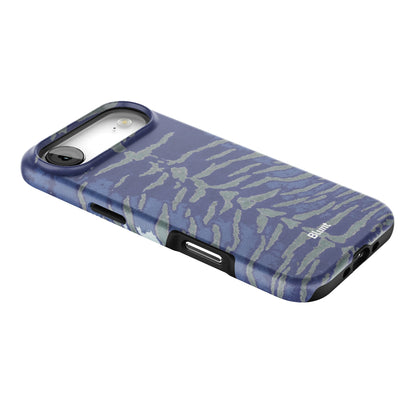 Midnight Veins iPhone Case gallery - Iphone_17_Air_2