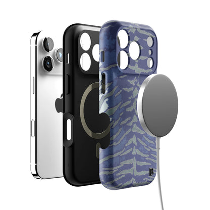 midnight-veins-statement-iphone-case-Iphone_18_Pro_4.jpg
