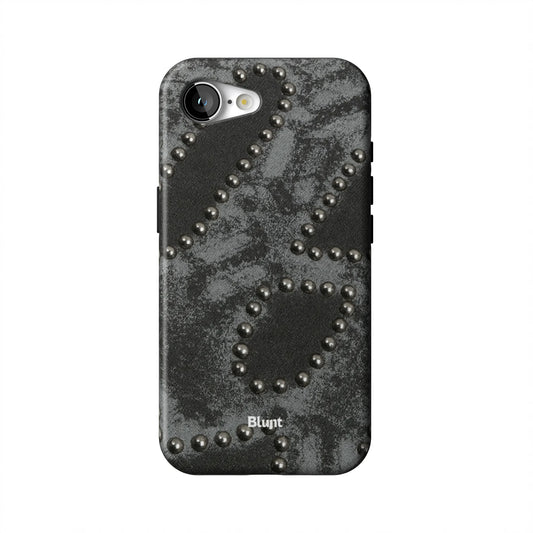 Studded-Noir-iphone-case-iPhone 17 E-1