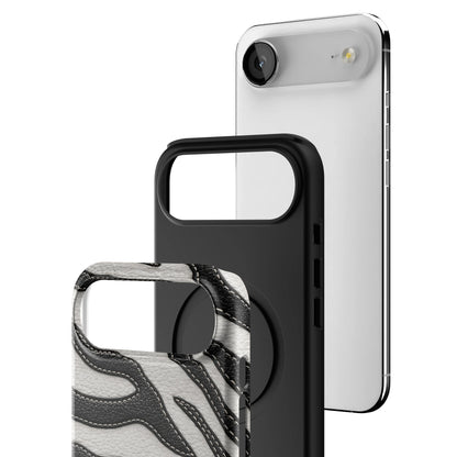 Mono Zarco iPhone Case gallery - Iphone_17_Air_3