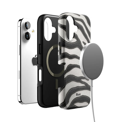 Mono Zarco iPhone Case gallery - Iphone_17_Iphone_4