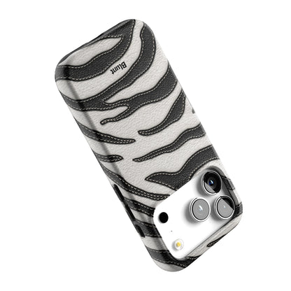 Mono Zarco iPhone Case gallery - Iphone_17_Pro_5