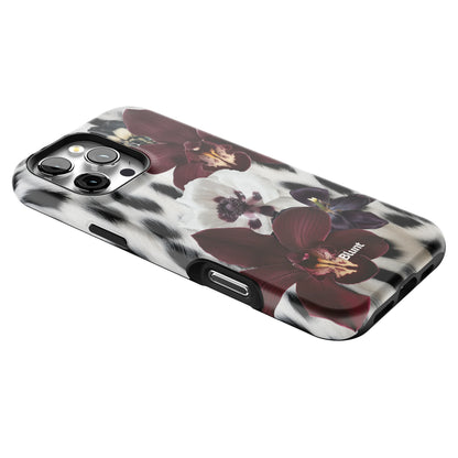 Mythic iPhone Case gallery - Iphone_16_Pro_Max_2