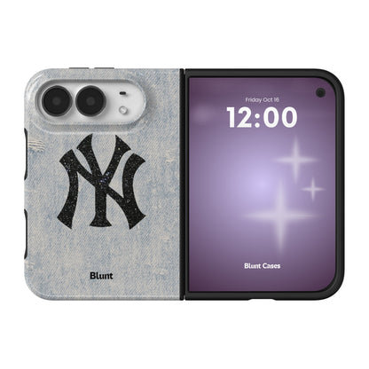 new-yorker-iphone-case iPhone 18 Duo case, view 1
