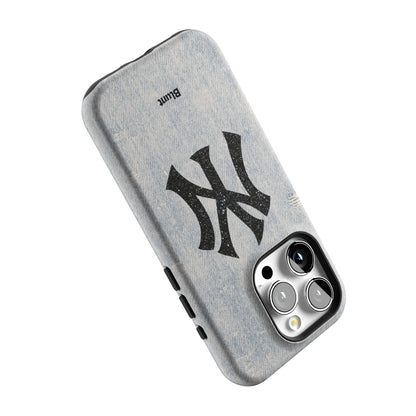 New Yorker iPhone Case gallery - Iphone_15_Pro_5