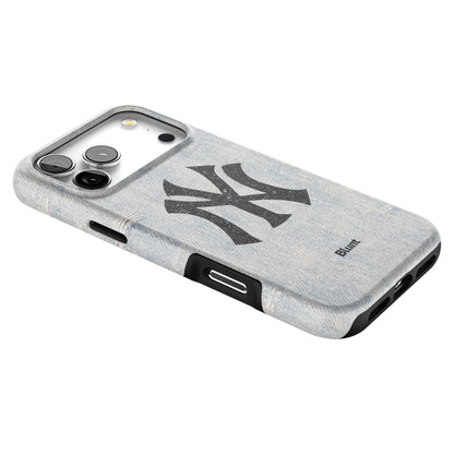 New Yorker iPhone Case gallery - Iphone_17_Pro_Max_2