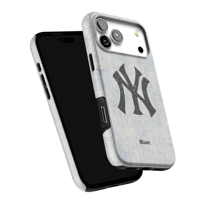 New Yorker iPhone Case gallery - Iphone_17_Pro_Max_6