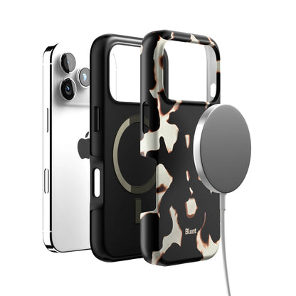 Night Cowhide iPhone Case gallery - Iphone_17_Pro_4