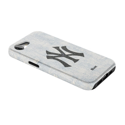 New-Yorker-iphone-case-iPhone 17 E-2