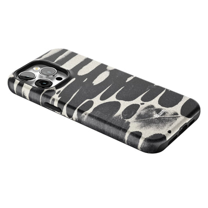 Noir Abstract iPhone Case gallery - Iphone_15_Pro_Max_2