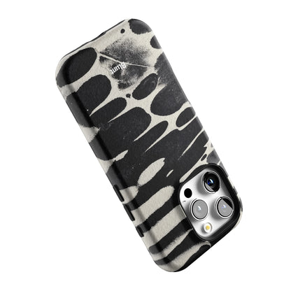 Noir Abstract iPhone Case gallery - Iphone_16_Pro_5