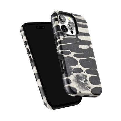 Noir Abstract iPhone Case gallery - Iphone_16_Pro_6