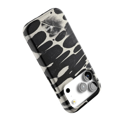 Noir Abstract iPhone Case gallery - Iphone_17_Pro_5