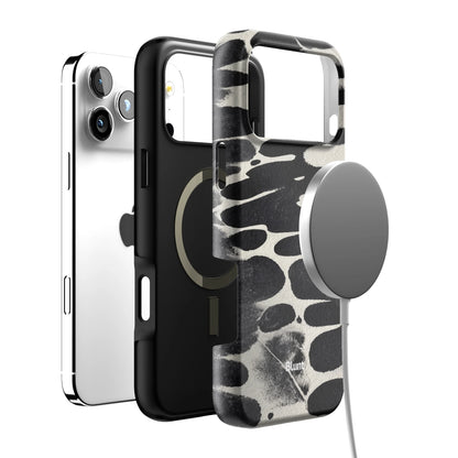 Noir Abstract iPhone Case gallery - Iphone_17_Pro_Max_4