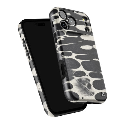 noir-abstract-statement-iphone-case-Iphone_18_Pro_Max_6.jpg