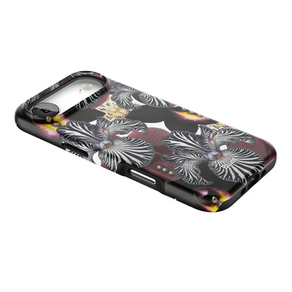 Noir Garden iPhone Case gallery - Iphone_17_Air_2
