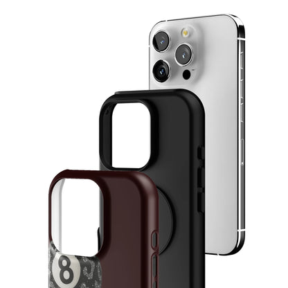 Noir Luck iPhone Case gallery - Iphone_16_Pro_3
