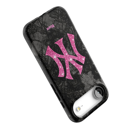 NYC Muse iPhone Case gallery - Iphone_17_Air_5