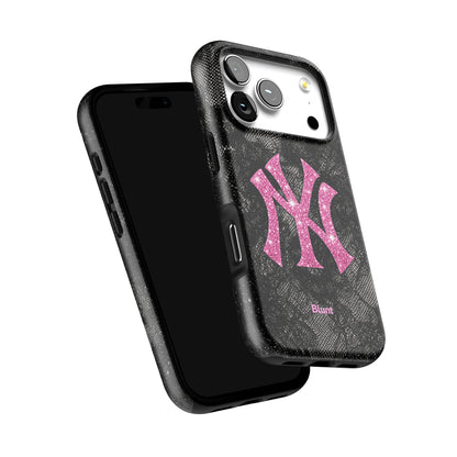 NYC Muse iPhone Case gallery - Iphone_17_Pro_6