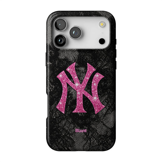 NYC Muse iPhone Case gallery - Iphone_17_Pro_Max_1