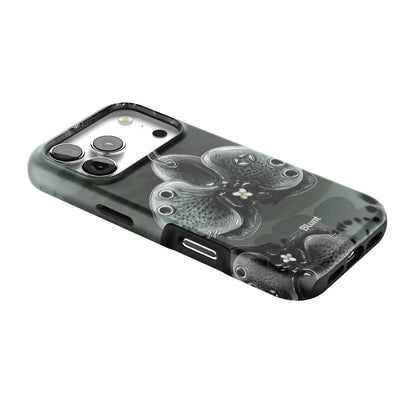 Nyctra iPhone Case gallery - Iphone_17_Pro_2