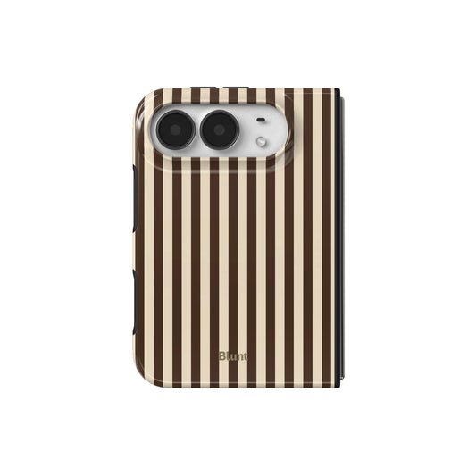 oakwood-iphone-case iPhone 18 Duo case, view 2