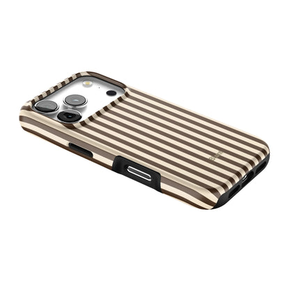 Oakwood iPhone Case gallery - Iphone_17_Pro_2