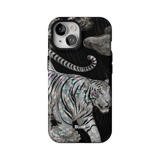 Wild-Holo-iphone-case-iPhone 15-1