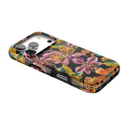 Paradise Heat iPhone Case gallery - Iphone_17_Pro_2