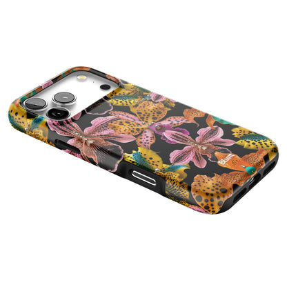 Paradise Heat iPhone Case gallery - Iphone_17_Pro_Max_2
