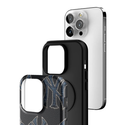 Patchwork Newyorker iPhone Case gallery - Iphone_14_Pro_3